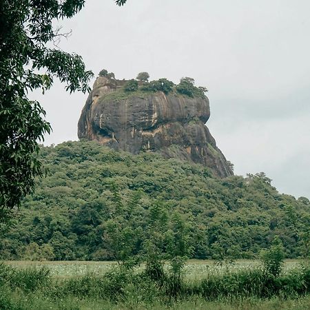 Lakmal Homestay ,10 Minutes To Sigiriya Rock Exterior photo