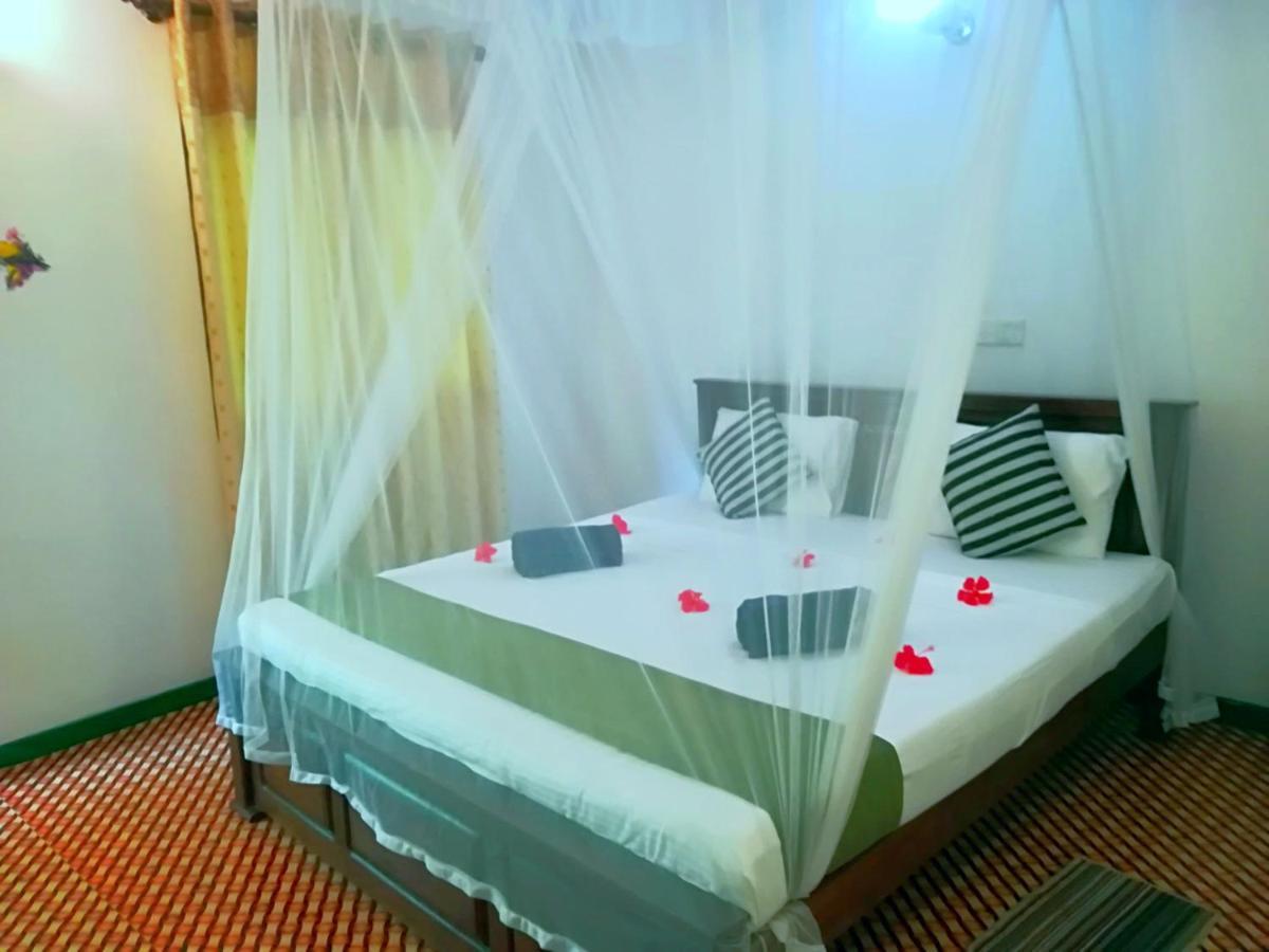 Lakmal Homestay ,10 Minutes To Sigiriya Rock Exterior photo